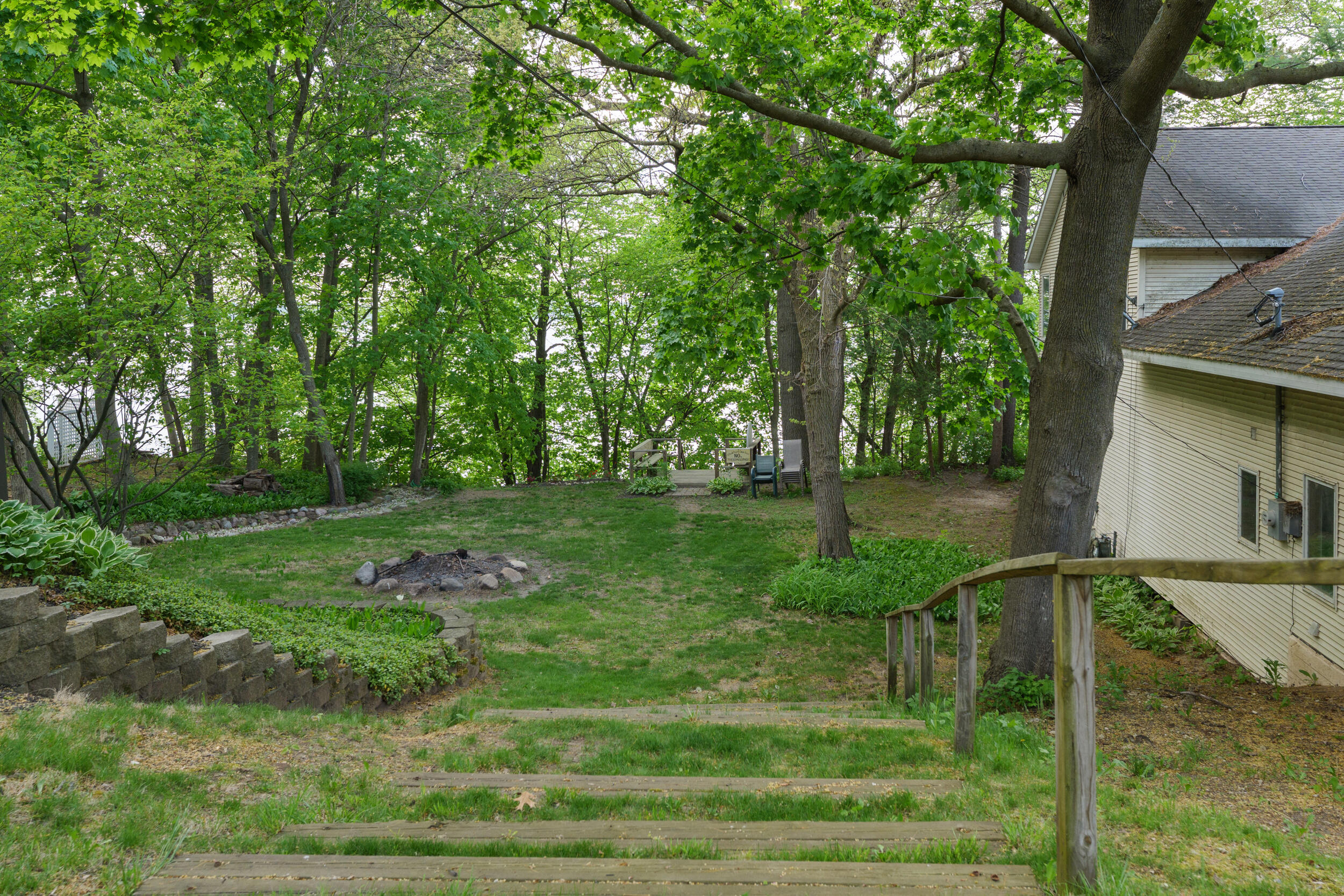 Salem Lakes, Wisconsin 53168, United States, 2 Bedrooms Bedrooms, ,1 BathroomBathrooms,Residential,Pending,131583