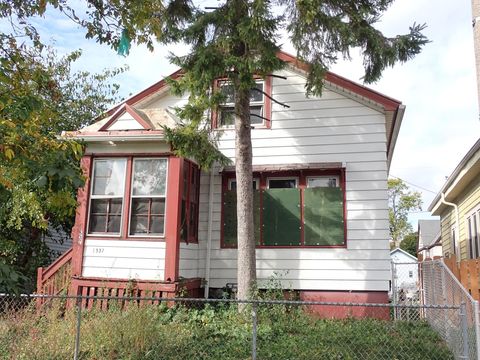 Photo of 1537 S 9th St, Milwaukee, WI 53204 (MLS # 1951299)