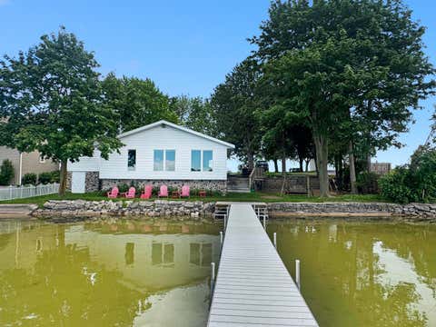 Photo of 10626 Sunny Vista Ln, Schleswig, WI 53042 (MLS # 1972546)