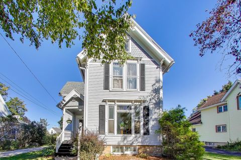 Photo of 200 N Kane St, Burlington, WI 53105 (MLS # 1939361)