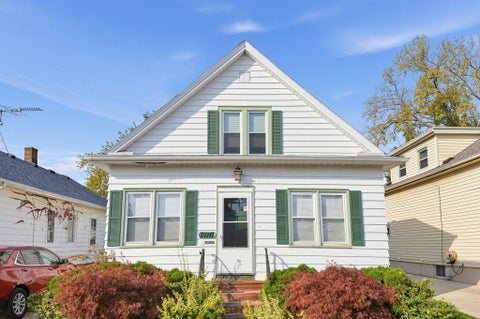 Photo of 2110 Blake Ave, Racine, WI 53404 (MLS # 1986307)