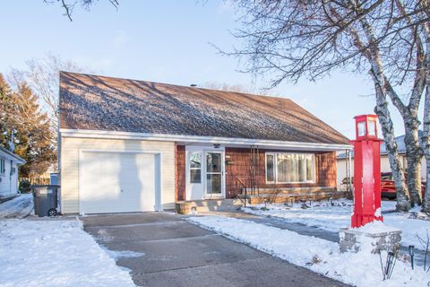 Photo of 1837 N 22nd St, Sheboygan, WI 53081 (MLS # 1945949)