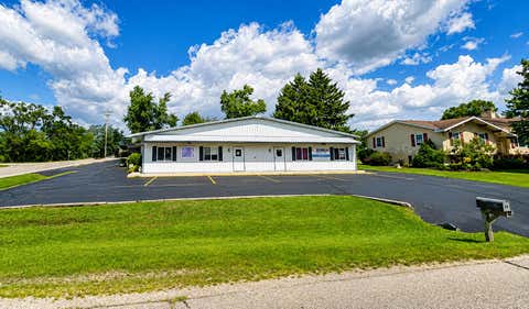Photo of 600 Country Ln, Twin Lakes, WI 53181 (MLS # 1970413)