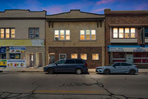 Photo of 3015 S 13th St, Milwaukee, WI 53215 (MLS # 1971776)