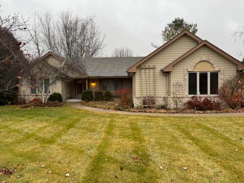 Photo of 9148 Sunny Ridge Ln, Cedarburg, WI 53012 (MLS # 1943360)