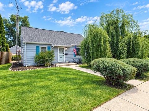 Photo of 409 Vollrath Blvd, Sheboygan, WI 53081 (MLS # 1981038)