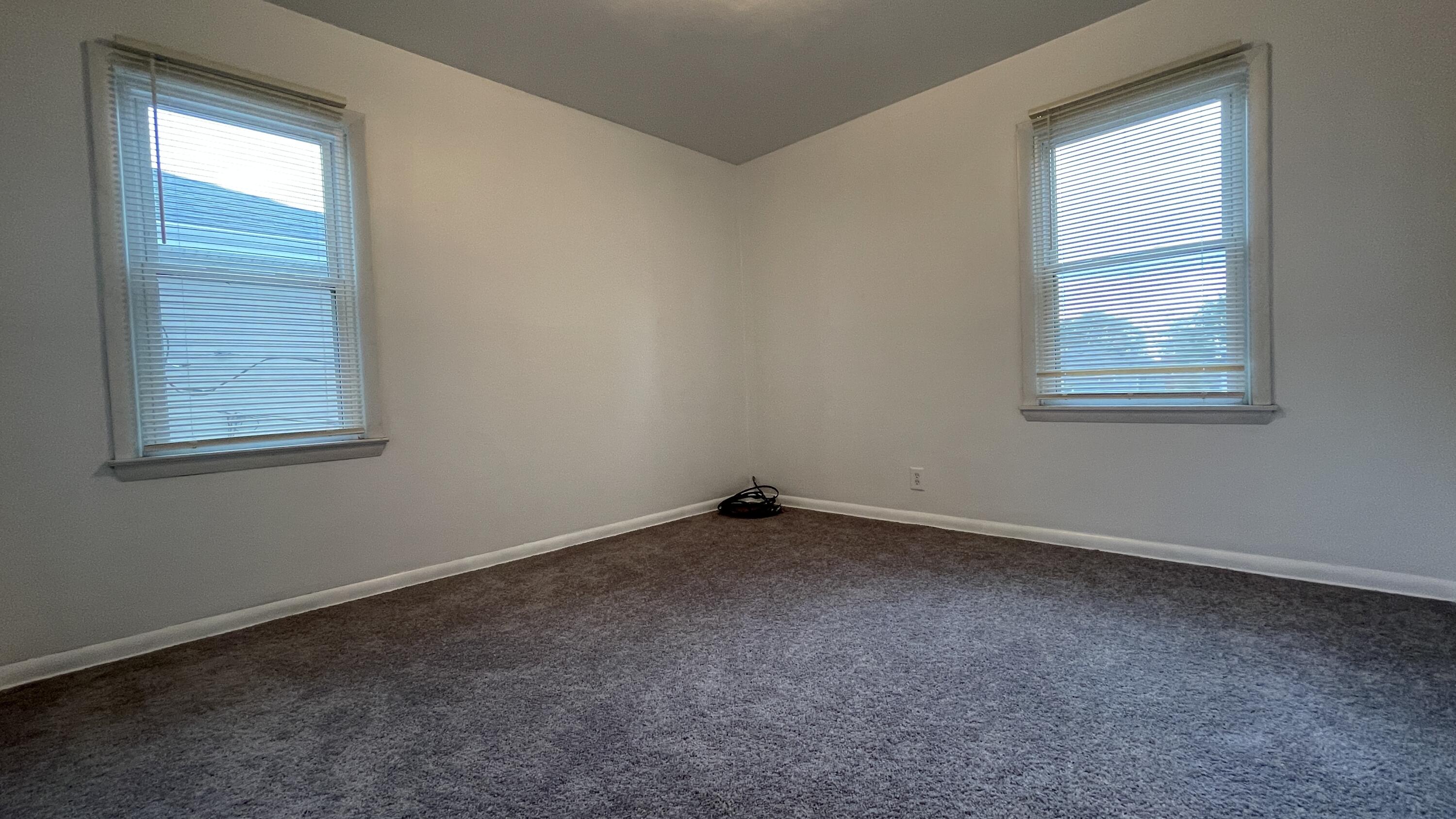 Milwaukee, Wisconsin 53222, United States, 3 Bedrooms Bedrooms, ,1 BathroomBathrooms,Residential,Active,119030