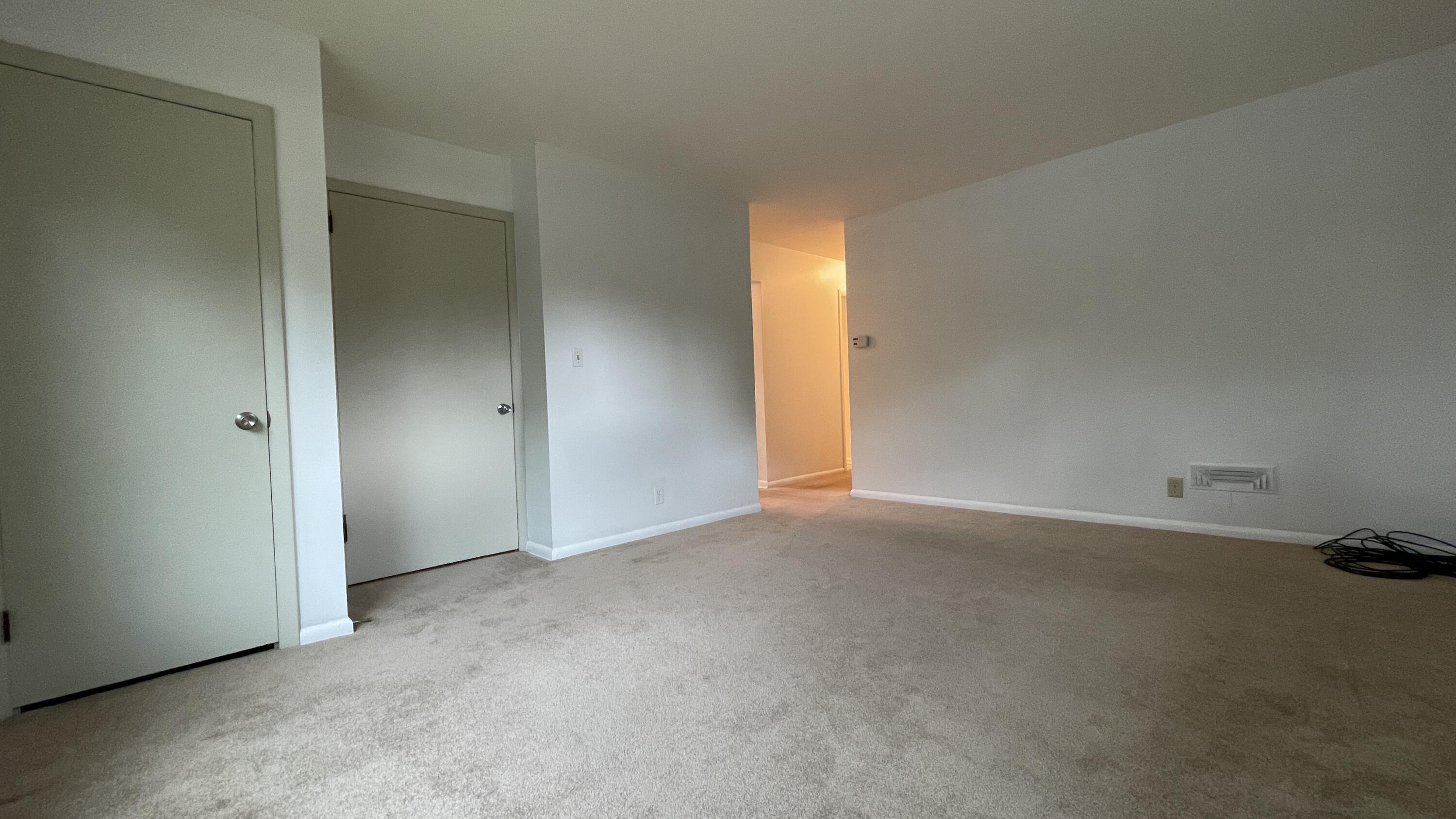 Milwaukee, Wisconsin 53222, United States, 3 Bedrooms Bedrooms, ,1 BathroomBathrooms,Residential,Active,119030