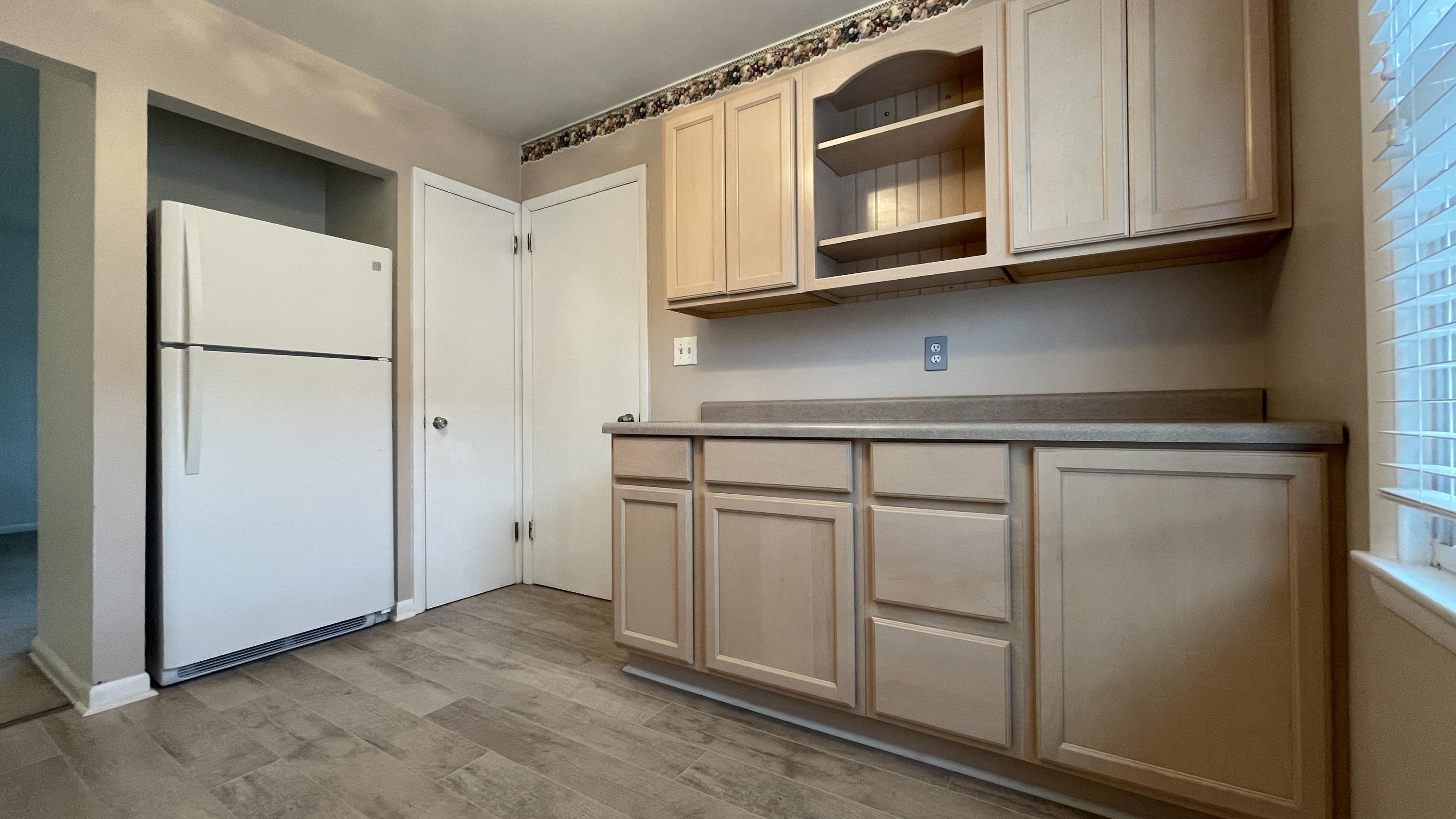 Milwaukee, Wisconsin 53222, United States, 3 Bedrooms Bedrooms, ,1 BathroomBathrooms,Residential,Active,119030