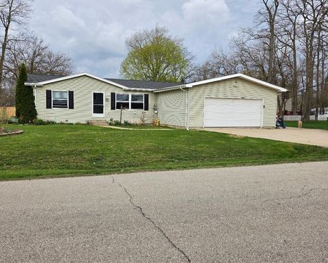 Photo of N1143 Linden Rd, Bloomfield, WI 53128 (MLS # 1958477)