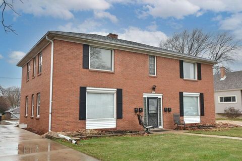 Photo of 2347 S 76th St, West Allis, WI 53219 (MLS # 1963857)