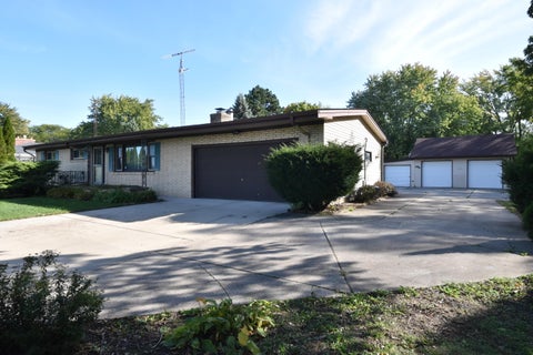 Photo of 1245 COUNTY HIGHWAY V -, Mount Pleasant, WI 53177 (MLS # 1984082)