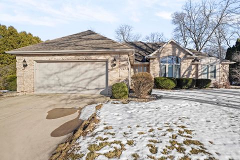 Photo of 7727 55th Ave, Pleasant Prairie, WI 53142 (MLS # 1950784)