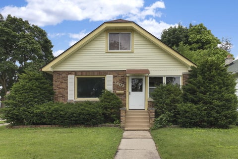 Photo of 7403 34th Ave, Kenosha, WI 53142 (MLS # 1969762)