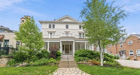 Photo of 2328 E Back Bay St, Milwaukee, WI 53202 (MLS # 1968157)