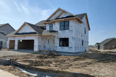 Photo of 1722 Hammock Ln, Oconomowoc, WI 53066 (MLS # 1955359)