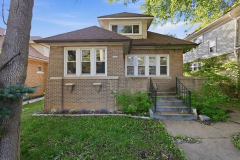 Photo of 2962 N 55th St, Milwaukee, WI 53210 (MLS # 1968206)