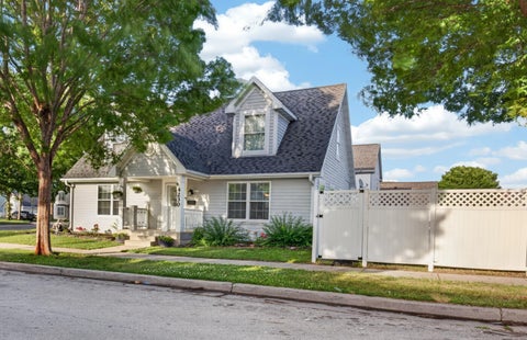 Photo of 4230 N 45th Pl, Milwaukee, WI 53216 (MLS # 1970050)