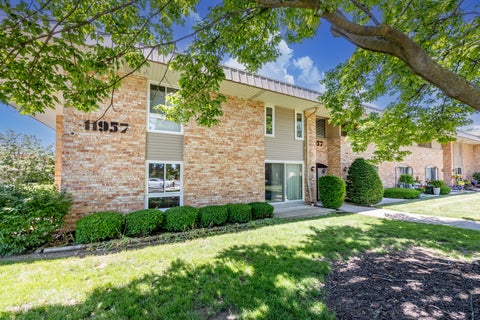 Photo of 11957 W Appleton St, Milwaukee, WI 53224 (MLS # 1968519)
