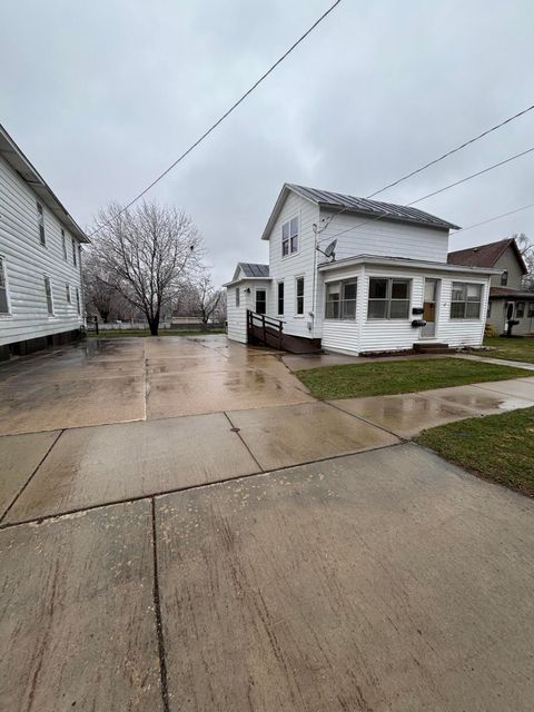 Photo of 805 Hollister Ave, Tomah, WI 54660 (MLS # 1956261)