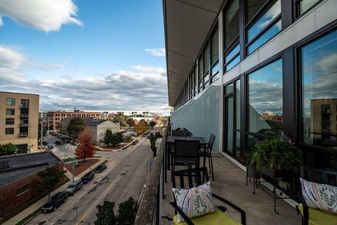 Photo of 311 E Erie St, Milwaukee, WI 53202 (MLS # 1940909)