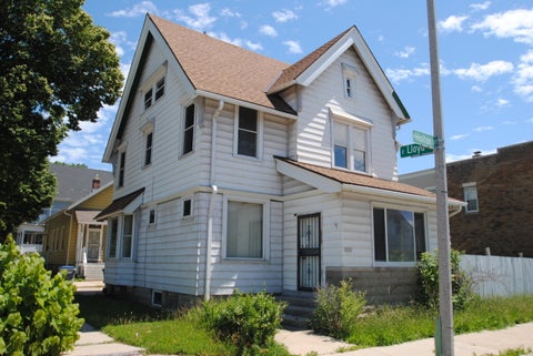 Photo of 2050 N Holton St, Milwaukee, WI 53212 (MLS # 1981263)