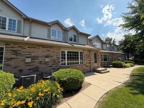 4225 W Grange Ave, Greenfield, WI 53221 - #: 1924725