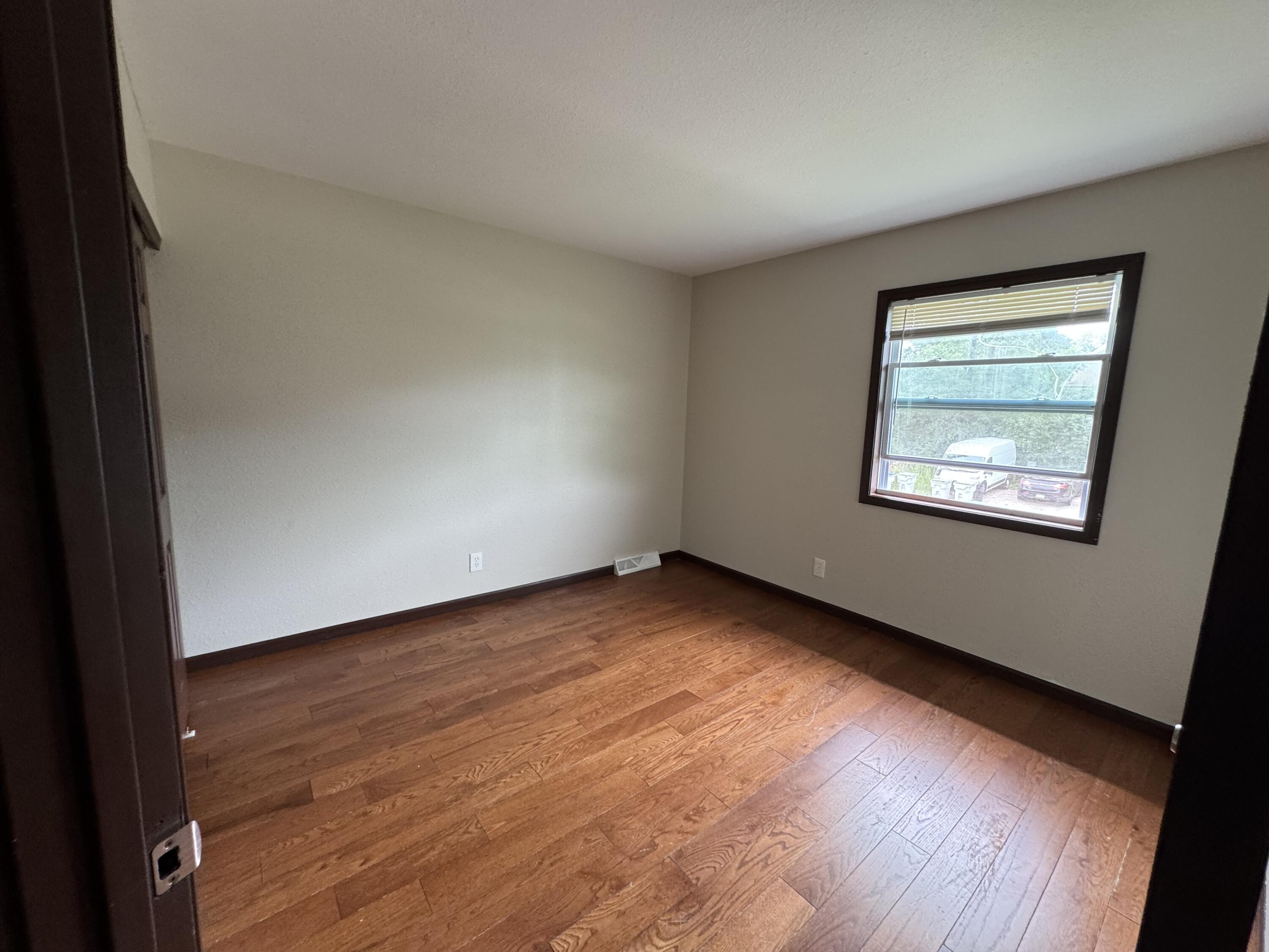 Milwaukee, Wisconsin 53224, United States, 3 Bedrooms Bedrooms, ,2 BathroomsBathrooms,Residential,Active,159256