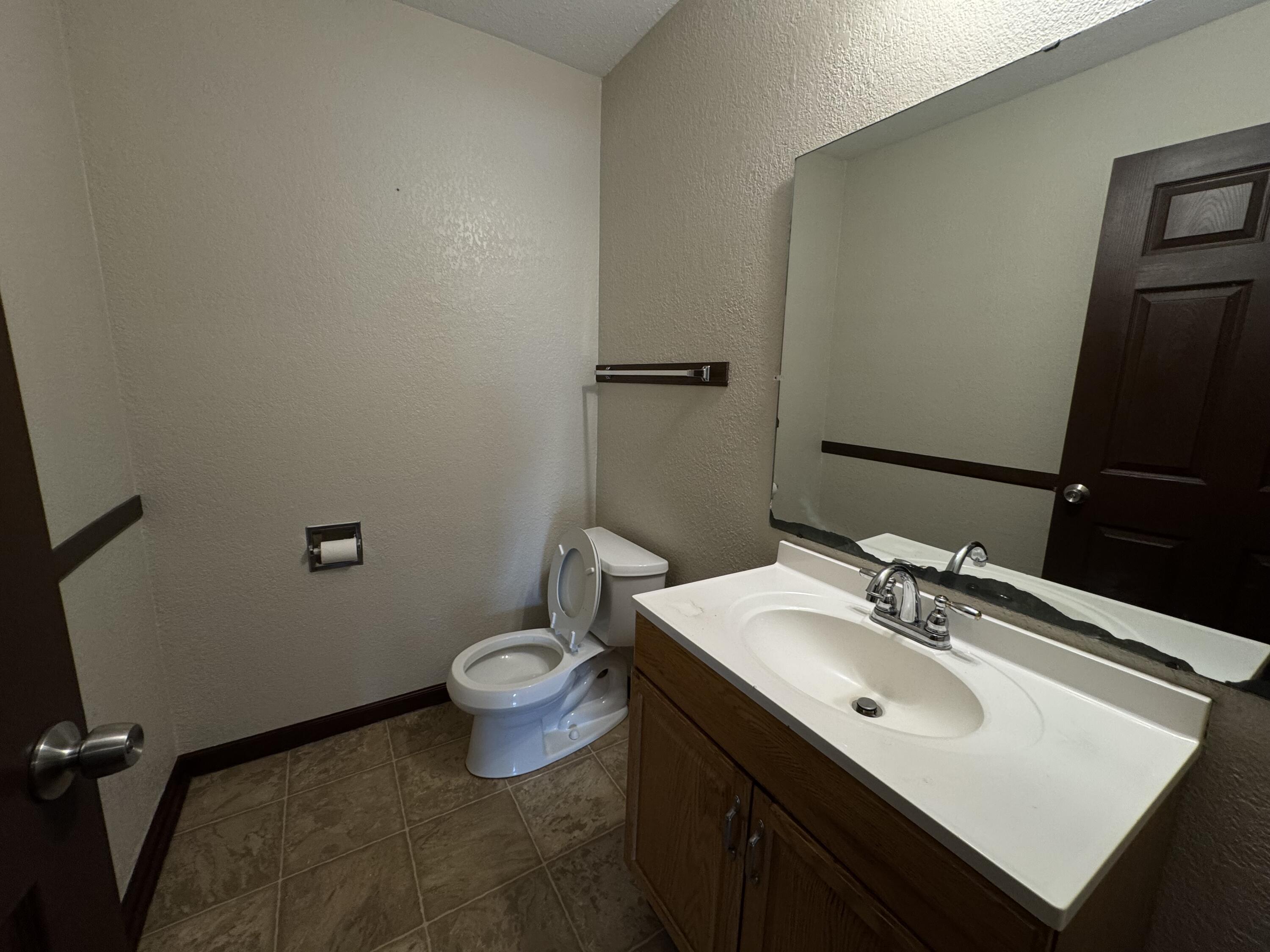 Milwaukee, Wisconsin 53224, United States, 3 Bedrooms Bedrooms, ,2 BathroomsBathrooms,Residential,Active,159256