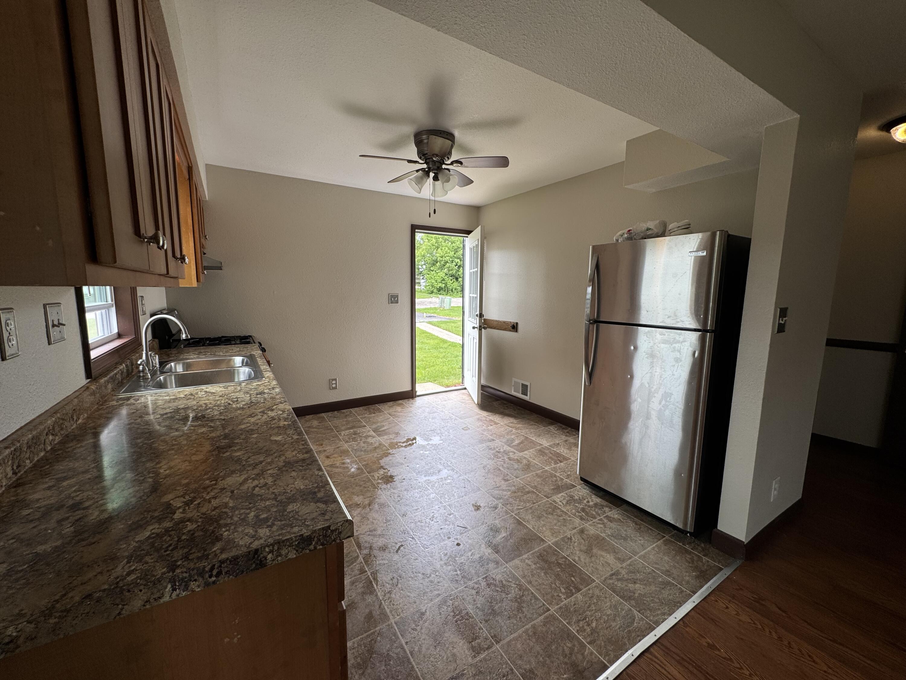 Milwaukee, Wisconsin 53224, United States, 3 Bedrooms Bedrooms, ,2 BathroomsBathrooms,Residential,Active,159256