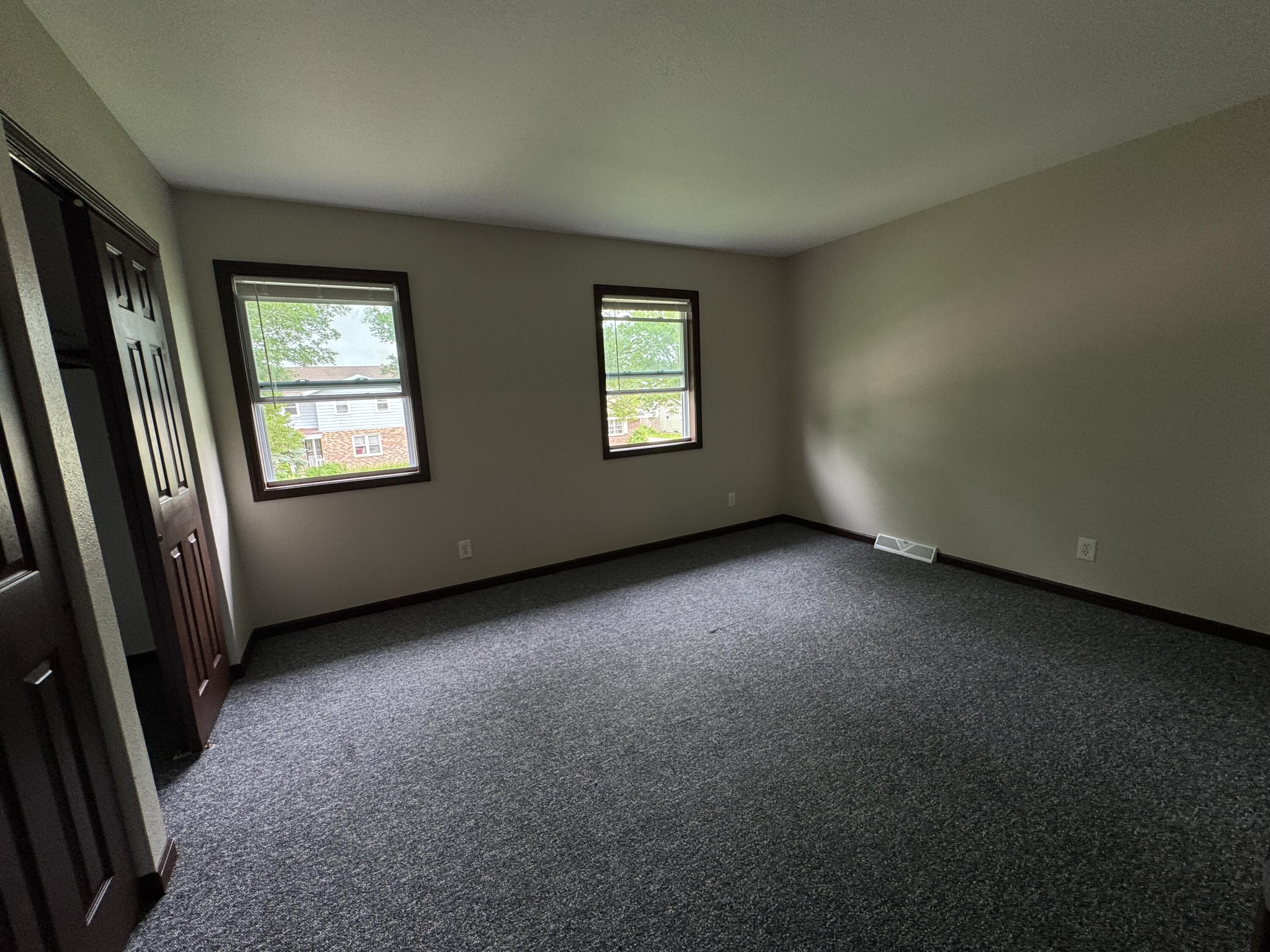 Milwaukee, Wisconsin 53224, United States, 3 Bedrooms Bedrooms, ,2 BathroomsBathrooms,Residential,Active,159256