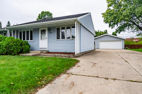 Photo of 2846 29th Ct S, La Crosse, WI 54601 (MLS # 1983029)
