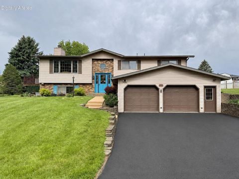 Photo of N3357 Ivy Rd, Geneva, WI 53147 (MLS # 1963713)