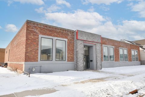 Photo of 1011 Madison Ave, South Milwaukee, WI 53172 (MLS # 1948646)