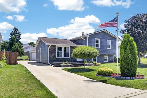 Photo of 6559 126th St, Pleasant Prairie, WI 53158 (MLS # 1969895)