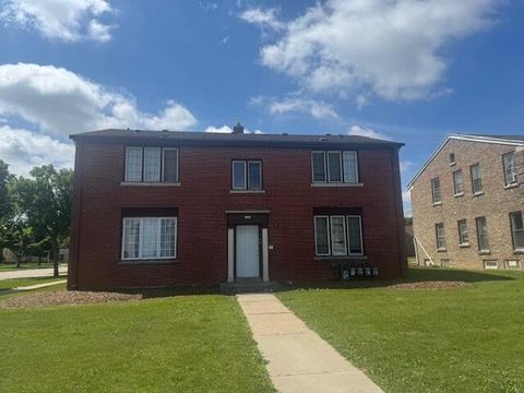Photo of 5605 W Capitol Dr, Milwaukee, WI 53216 (MLS # 1947889)