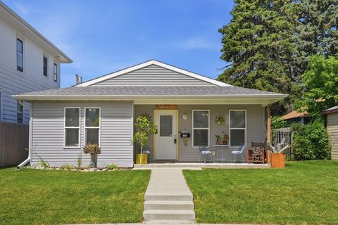 Photo of 1312 Blaine Ave, Racine, WI 53405 (MLS # 1970062)