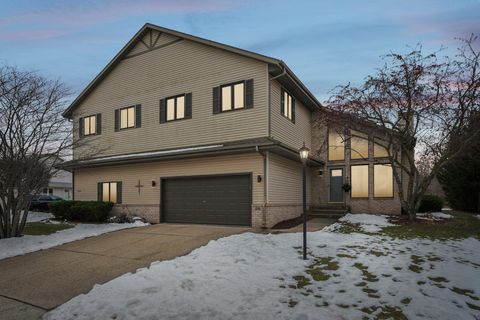Photo of 2245 Patrick Ln, Waukesha, WI 53188 (MLS # 1945777)