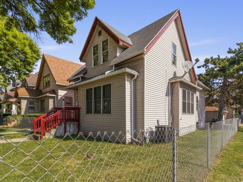 Photo of 1326 S 37th St, Milwaukee, WI 53215 (MLS # 1936009)