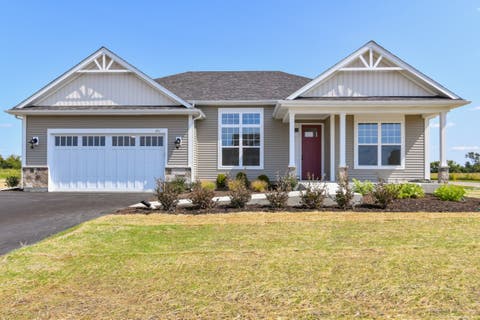 Photo of 414 Manchester Dr, Williams Bay, WI 53191 (MLS # 1977812)