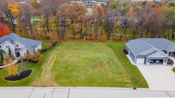 LT26 ORIOLE LN, HOWARDS GROVE, WI 53083 - Image a03f5c7bddf634b4c26c01e4c95eebca/184745062