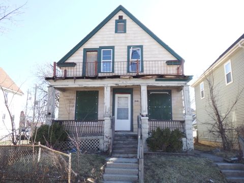 Photo of 2632 N 28th St, Milwaukee, WI 53210 (MLS # 1952646)