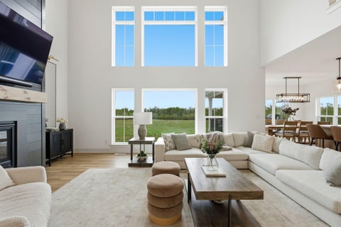 Photo of 14141 N Lake Shore Dr, Mequon, WI 53097 (MLS # 1982959)