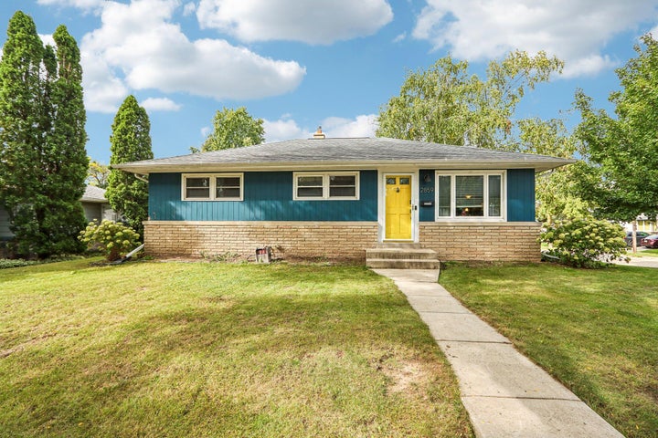 1-web-or-mls-S 96th St-S2509-001