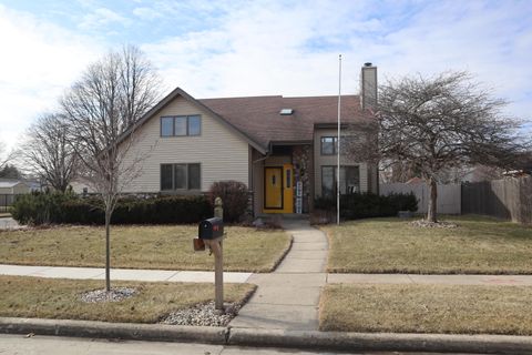 Photo of 8126 61st Ave, Kenosha, WI 53142 (MLS # 1952174)