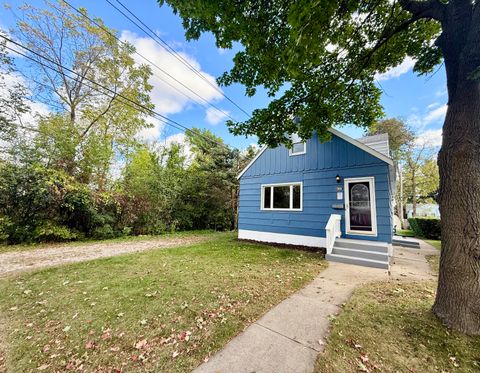 Photo of 1900 S 95th St, West Allis, WI 53227 (MLS # 1939099)
