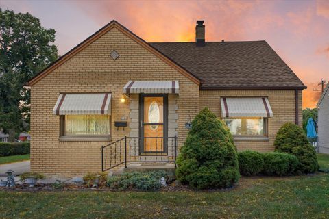 Photo of 3900 S 56th St, Milwaukee, WI 53220 (MLS # 1940572)