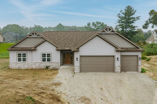 30625 JEFFREY DR, BURLINGTON, WI 53105 - Image a0d4ccd0c91eddbfe9f55cd2a2dd3625/3138023964