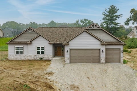 Photo of 30625 Jeffrey Dr, Burlington, WI 53105 (MLS # 1981485)