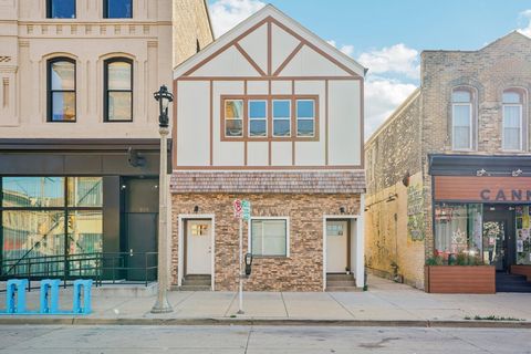 Photo of 808 S 5th St, Milwaukee, WI 53204 (MLS # 1939249)